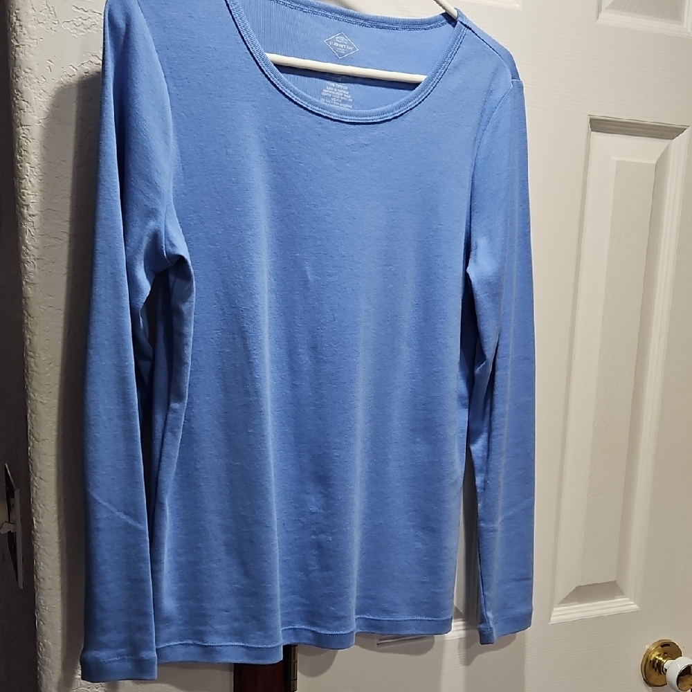 St. John's Bay Light Blue Long Sleeve Crewneck Top
